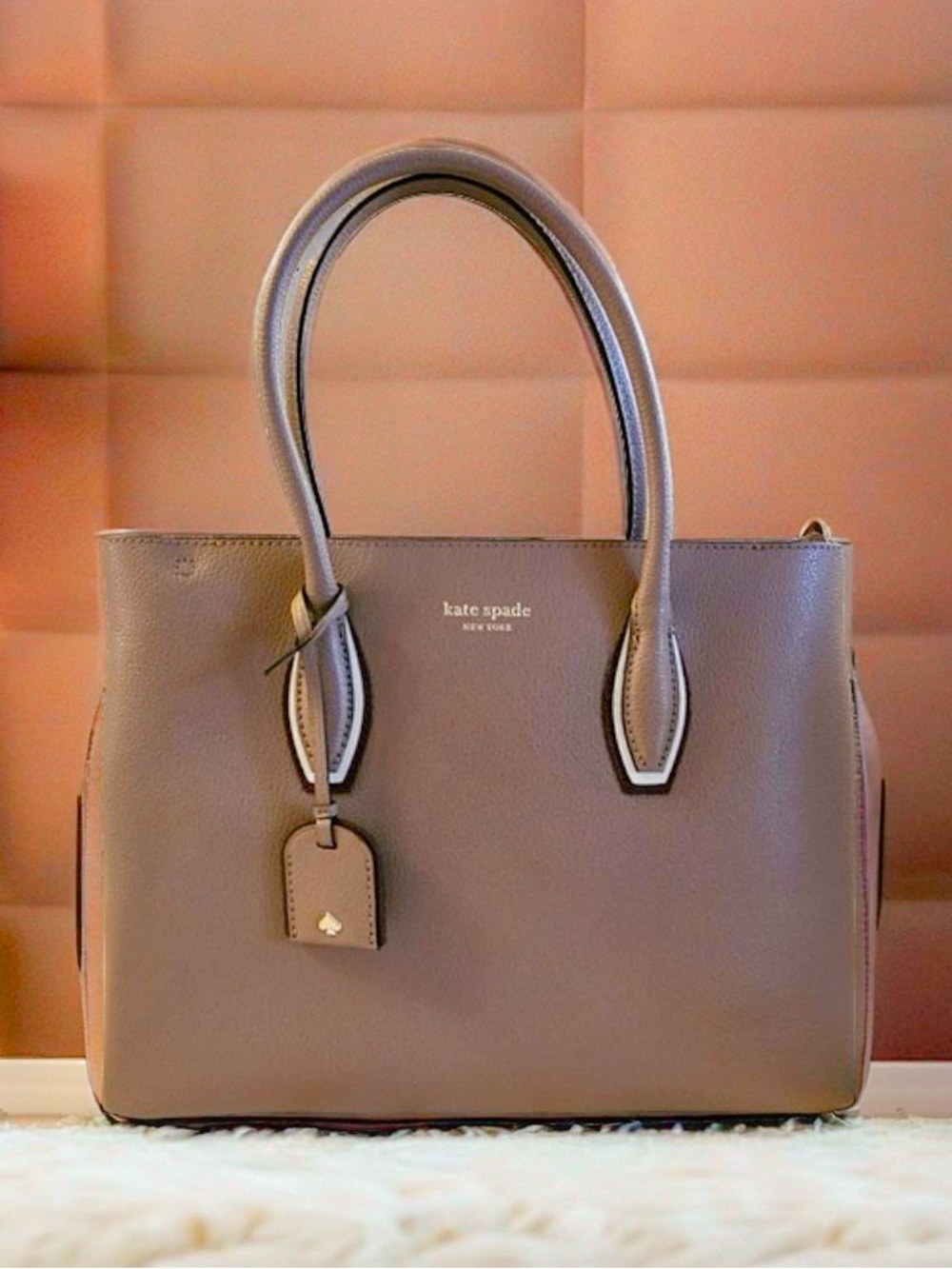 Kate Spade Eva Shadow Anchor Medium Satchel – Putty w/ White Trim (Like New)